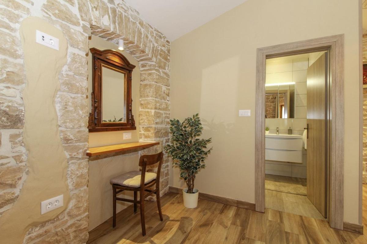 Villa Olea In Barat - Haus Fuer 6-8 Personen Kanfanar Exterior foto