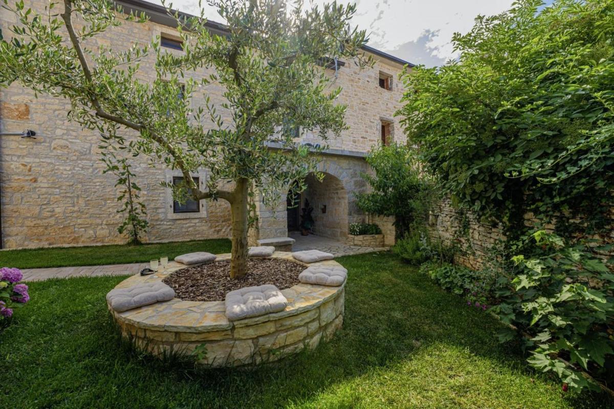 Villa Olea In Barat - Haus Fuer 6-8 Personen Kanfanar Exterior foto