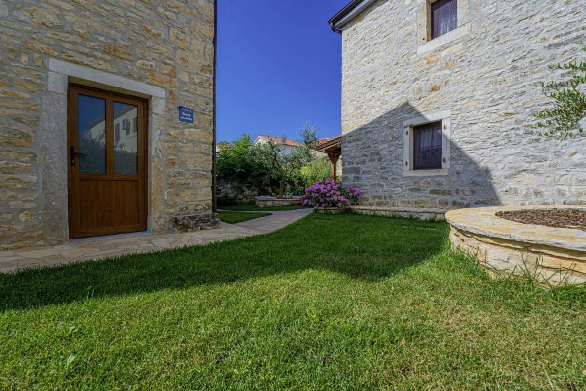 Villa Olea In Barat - Haus Fuer 6-8 Personen Kanfanar Exterior foto